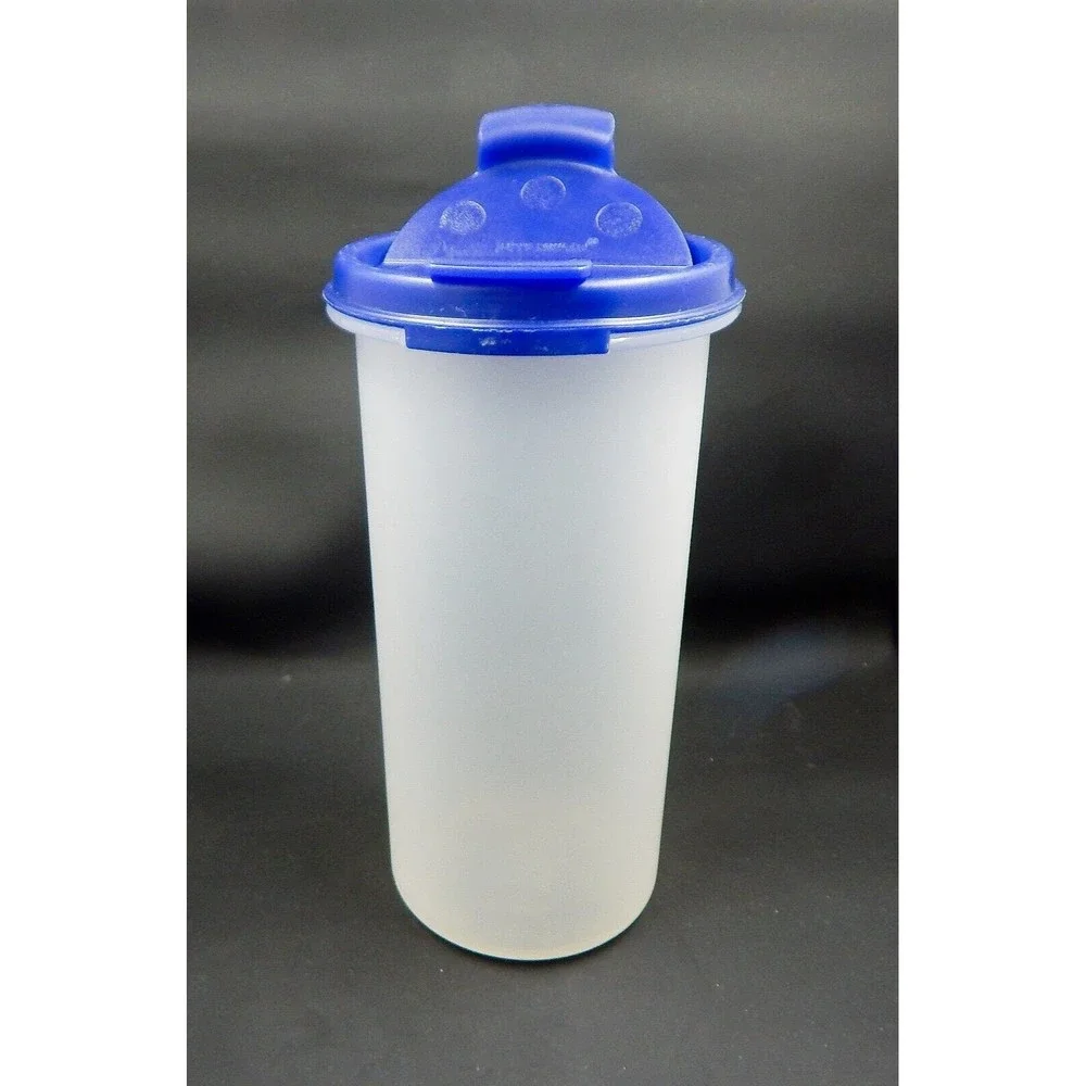 Tupperware Modular Mates Round 1641-2 Blue Shaker And Pour Keeper Lid 1913-4